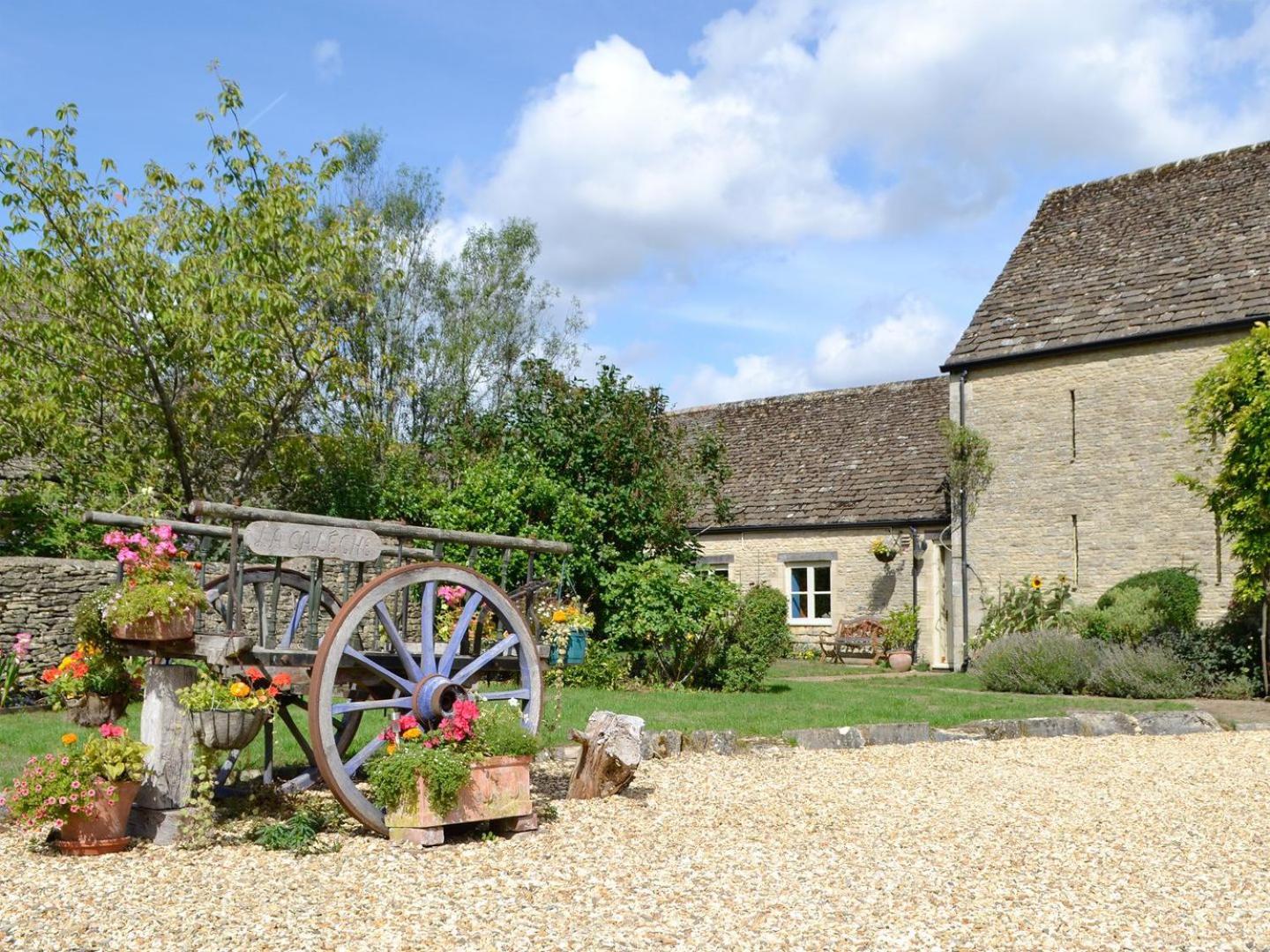 La Caleche Villa Cirencester Exterior foto